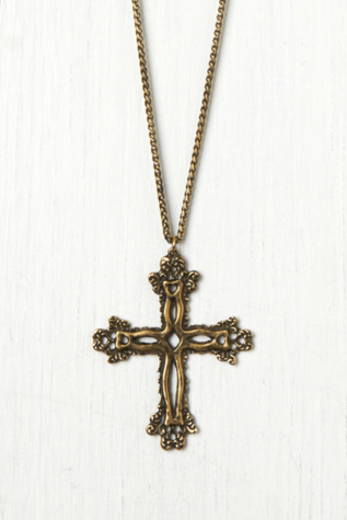Colonial X Pendant