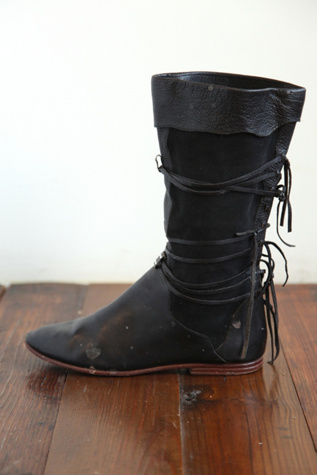 Vintage Black Leather Fringe Boots in vintage-loves-shoes