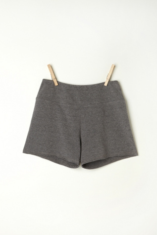 Hot Yoga Shorts in fp-body