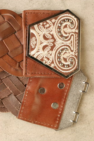 Brown/Ivory