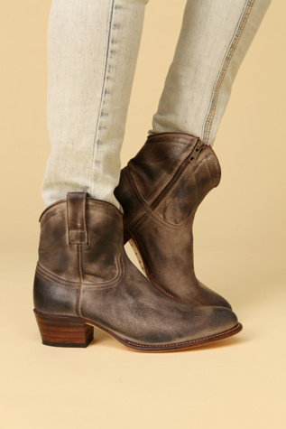 Zip Shortie Boot by Frye
